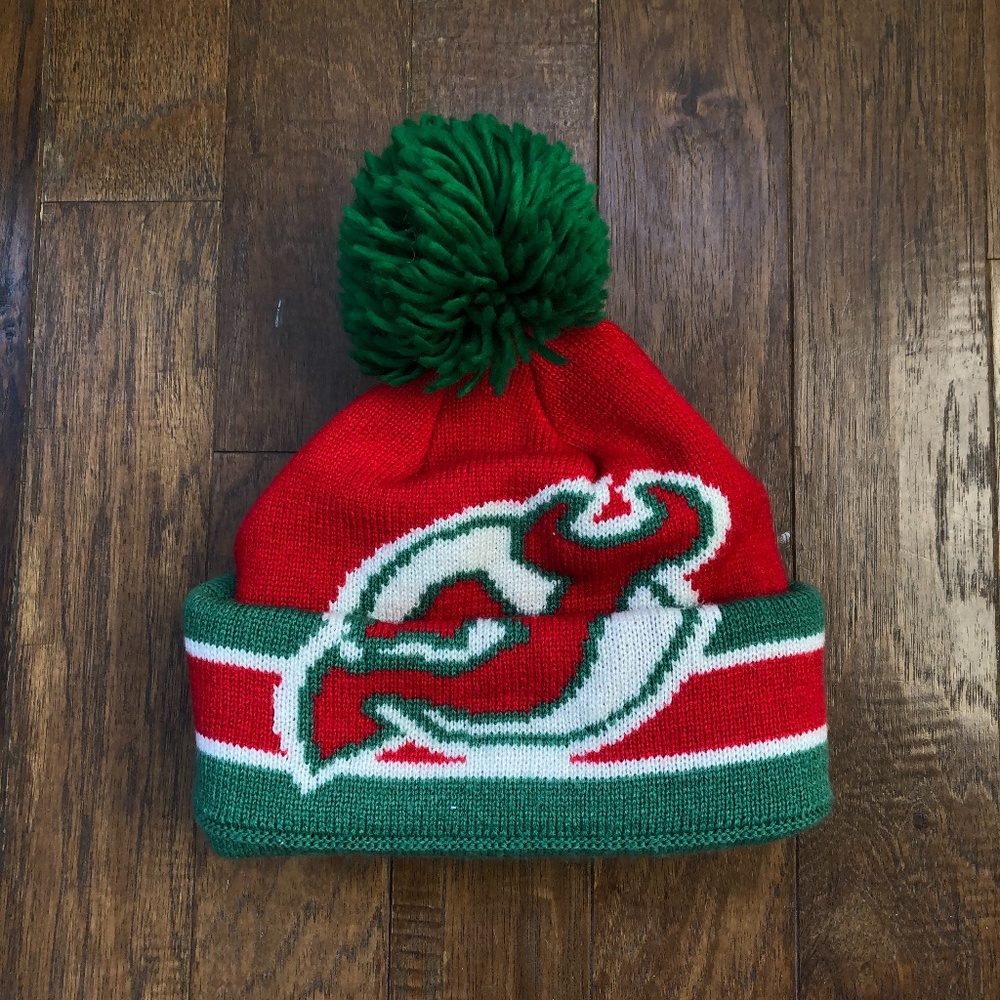 **deleting soon** New Jersey Devils Beanie NHL